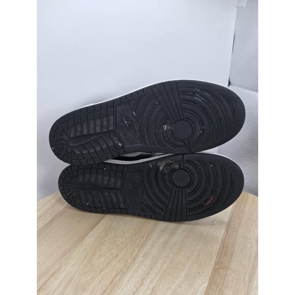 Nike Boys Air Jordan 1 FD1412-010 White Basketball Shoes Sneakers Size 3Y - Picture 8 of 9